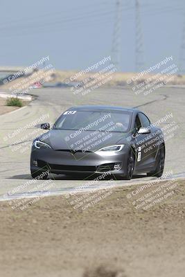 media/Oct-19-2025-Speed Ventures (Sun) [[a6e7fe67be]]/TC B/Session 2 (Outside Grapevine)/